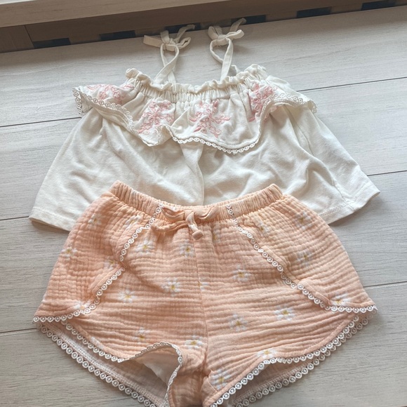 Jessica Simpson toddler 2T shorts and top set. - Picture 1 of 3
